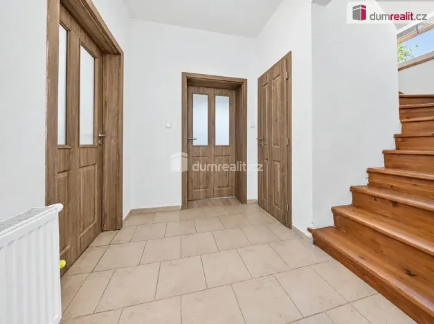 Prodej rodinného domu, Jesenice, 102 m2