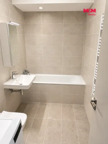 Pronájem bytu 2+kk, Praha - Kbely, 49 m2