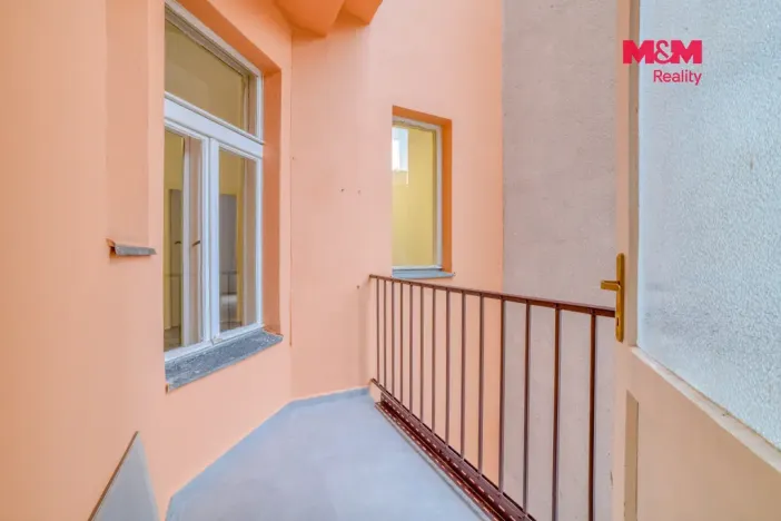 Prodej bytu 4+1, Cheb, Májová, 121 m2