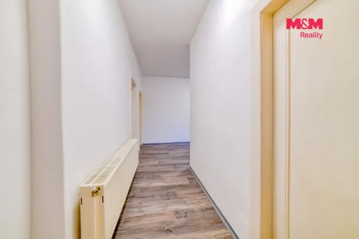 Prodej bytu 4+1, Cheb, Májová, 121 m2