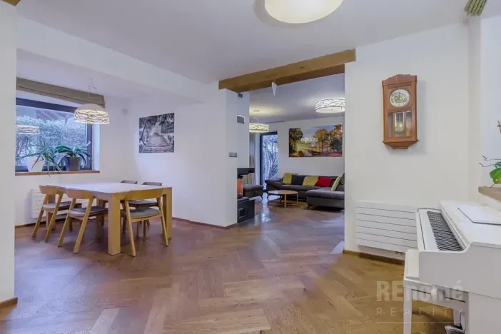 Prodej rodinného domu, Třebotov, V Zálesí, 300 m2