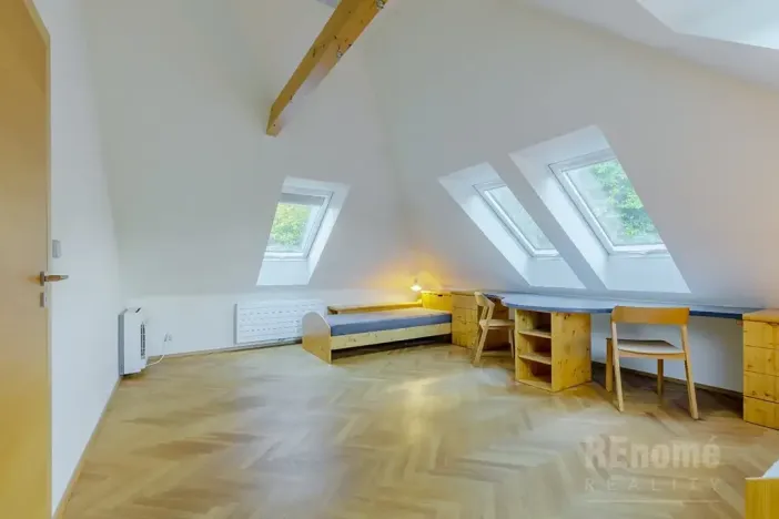 Prodej rodinného domu, Třebotov, V Zálesí, 300 m2
