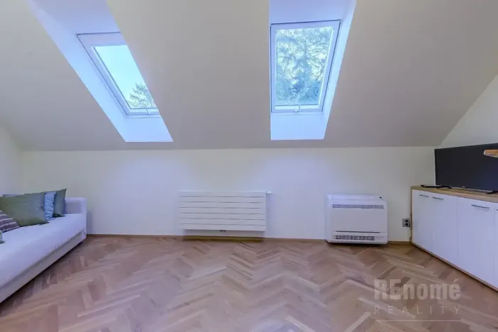 Prodej rodinného domu, Třebotov, V Zálesí, 300 m2
