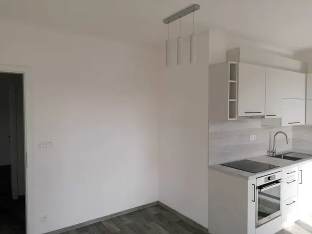 Pronájem bytu 2+kk, Liberec, Tatranská, 59 m2