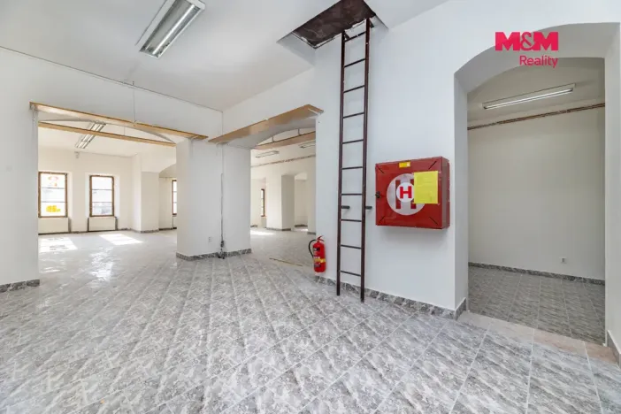 Prodej rodinného domu, Bruntál, nám. Míru, 550 m2