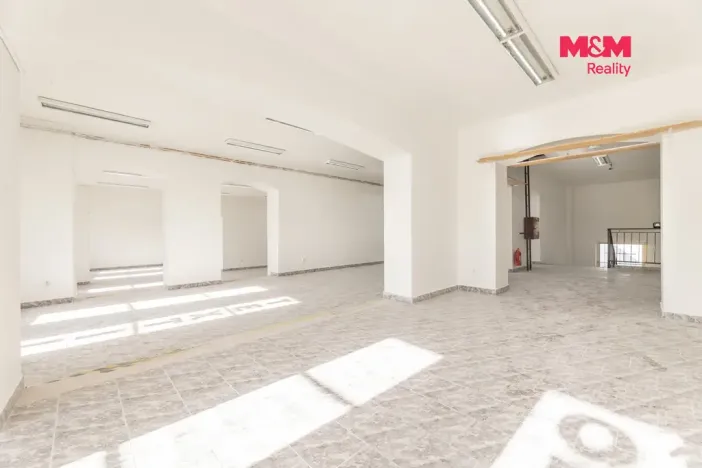 Prodej obchodního prostoru, Bruntál, nám. Míru, 550 m2