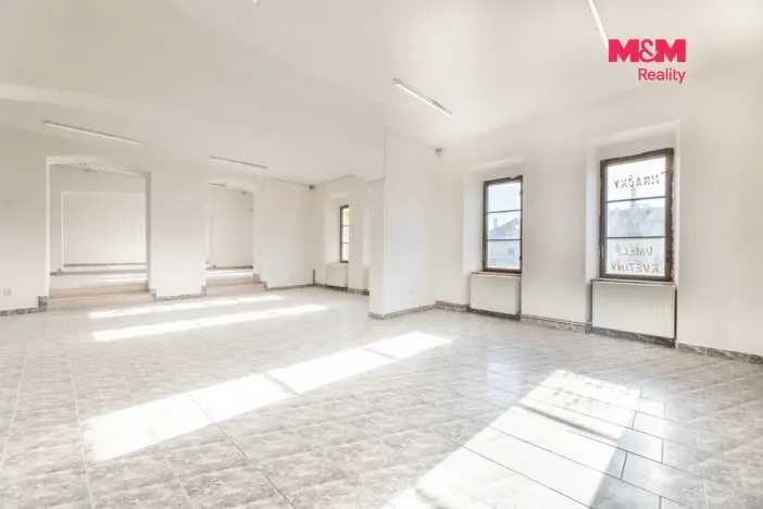 Prodej obchodního prostoru, Bruntál, nám. Míru, 550 m2