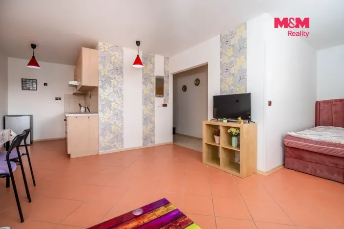 Prodej činžovního domu, Nehvizdy, Pražská, 300 m2