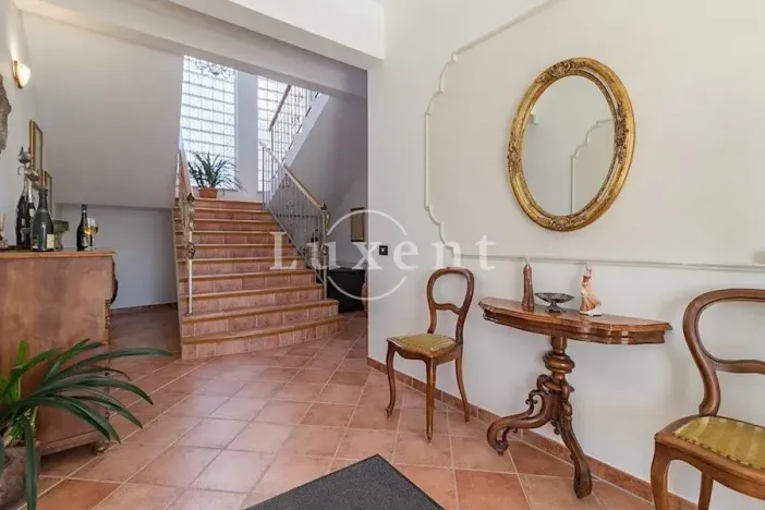 Prodej ubytování, Pula, Chorvatsko, 550 m2