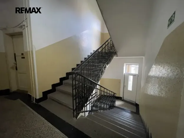 Pronájem bytu 2+kk, Praha - Holešovice, Farského, 51 m2