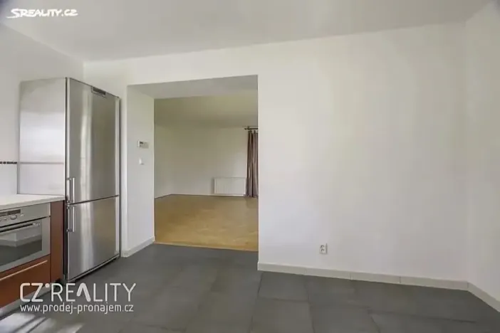 Prodej rodinného domu, Praha - Lipence, Na Bambouzku, 308 m2