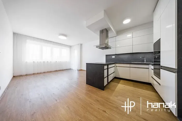 Pronájem bytu 2+kk, Olomouc, Šantova, 68 m2